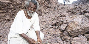 சரித்திரம் படைத்த சாமானியர்கள் #8 – தஸ்ரத் மான்ஜி