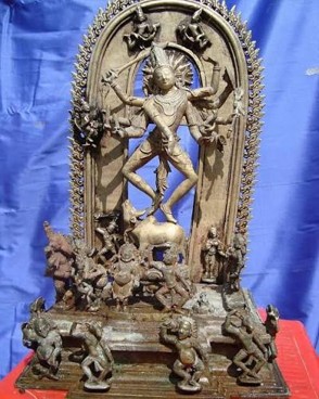 பாலர்களின் பிரதோஷ மூர்த்தி – மேலக்கடம்பூரில் உள்ளது